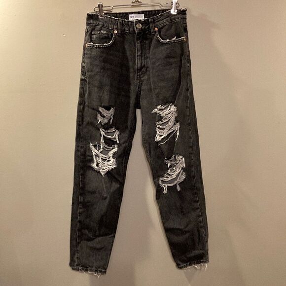 Zara Distressed Jeans - Picture 1 of 8